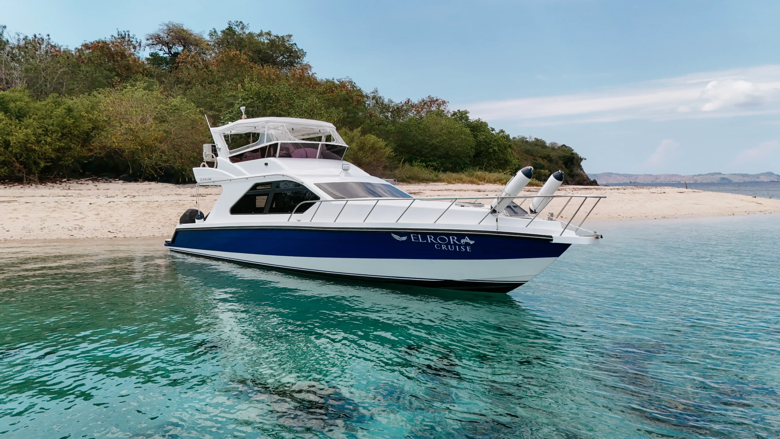 Elrora Cruise Outside View