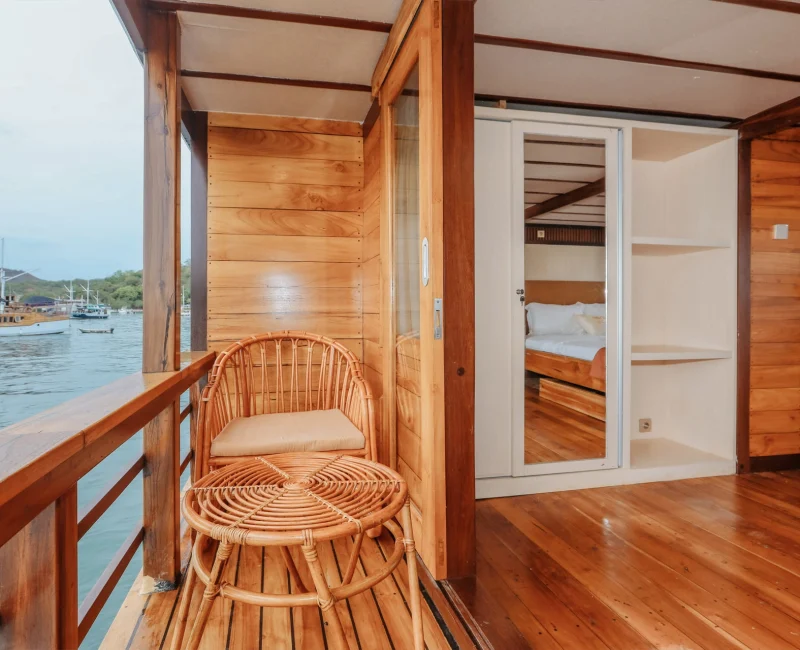 Deluxe_Balcony_Elrora Liveaboard