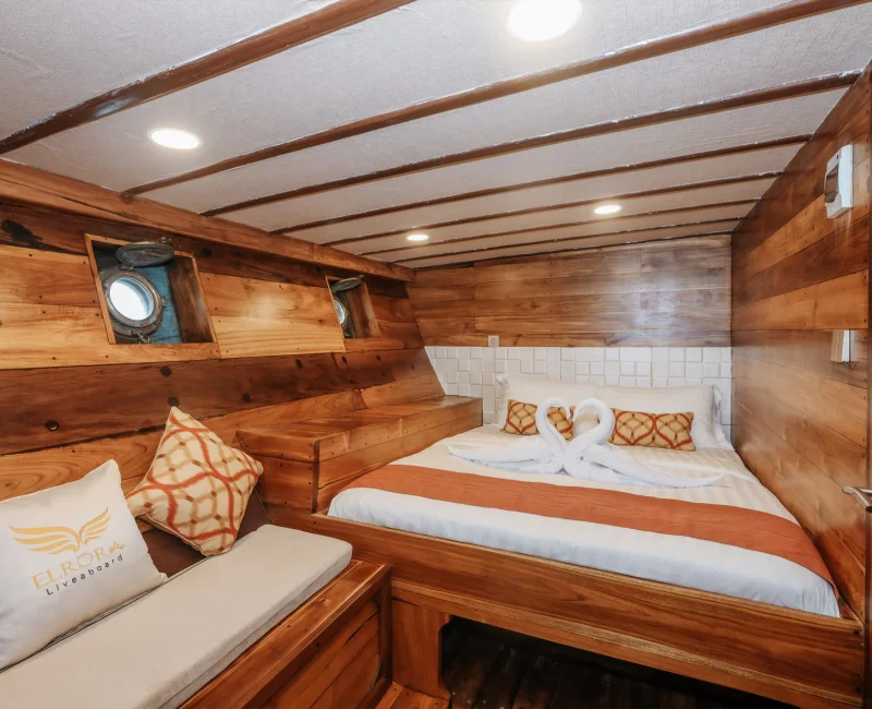 Superior_Elrora Liveaboard